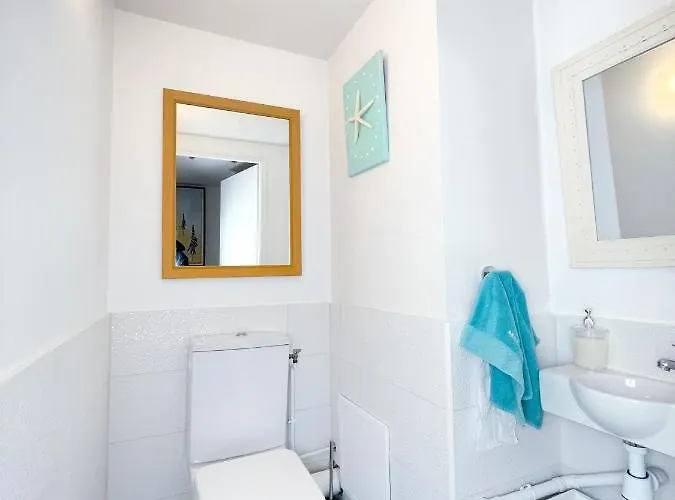 Loft Duplex Face Au Port, Grande Terrasse, Pied, Parking