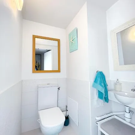 Duplex Loft With Terrace, Superb View Of Port Guillaume, 7 Minutes From The