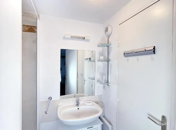 Loft Duplex Face Au Port, Grande Terrasse, Pied, Parking